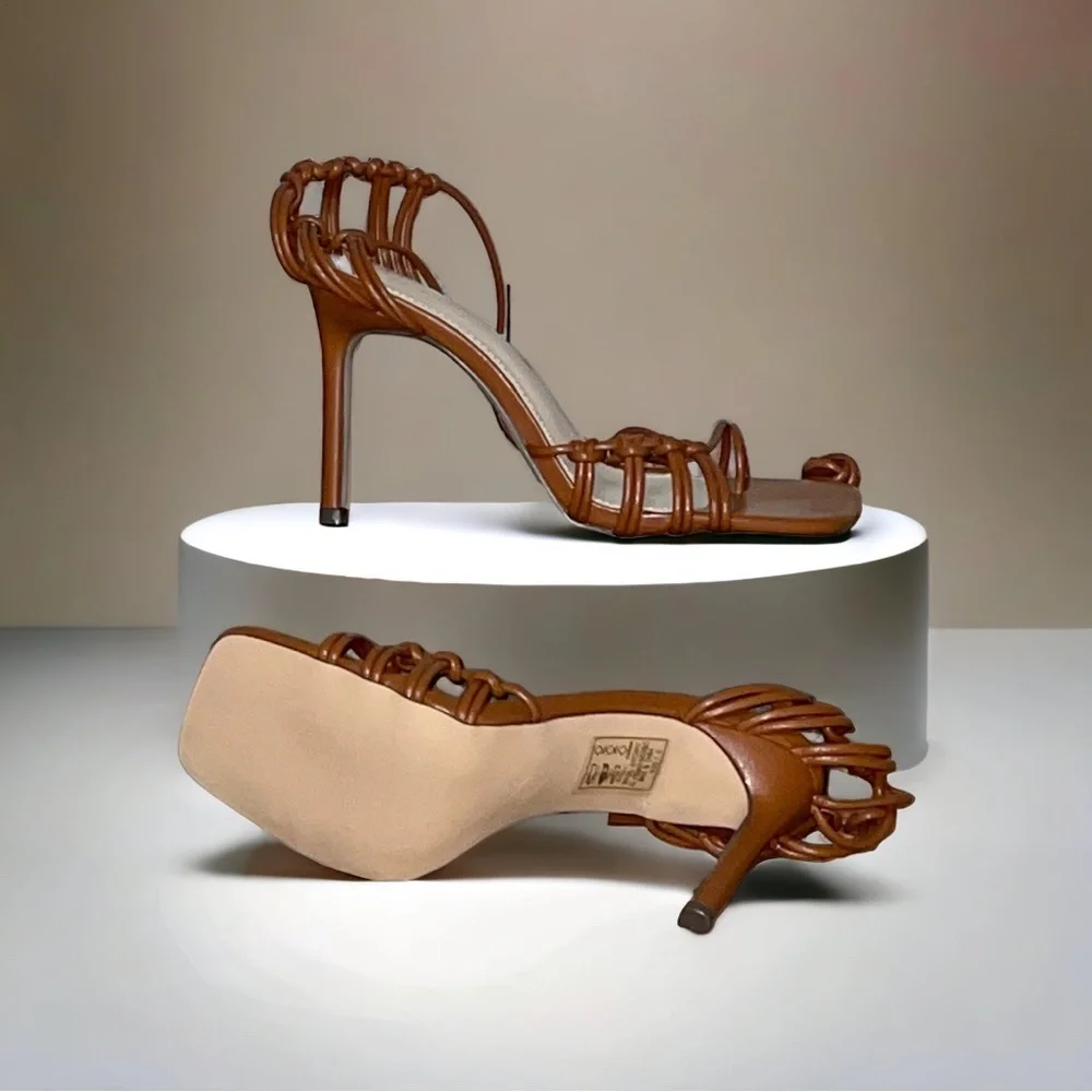 NIB Azalea Wang - Picture 3 of 11